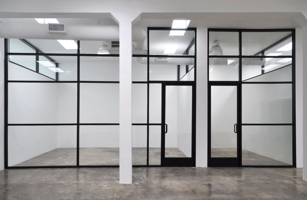 3_Artecnica_4_508_south_San-Vicente_Storefront_Front.jpg