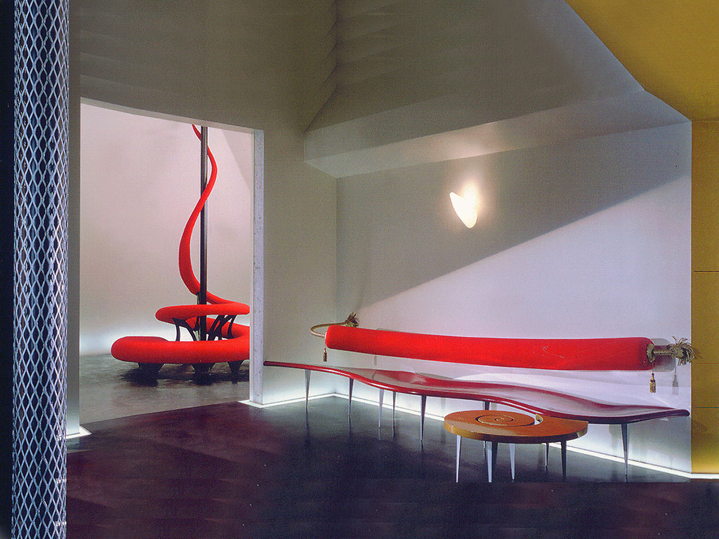 sebastian1_office_cusenza_enrico_bressan_couch_snail_.jpg