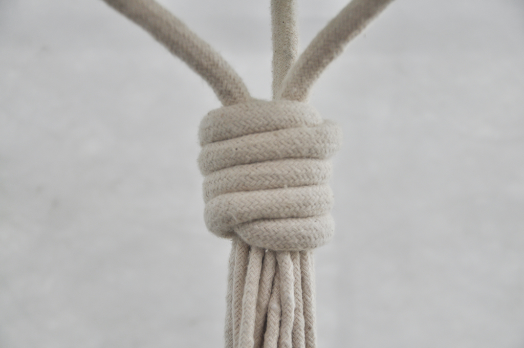 ROPA_Hanging_Table_Small_04_detail4.jpg