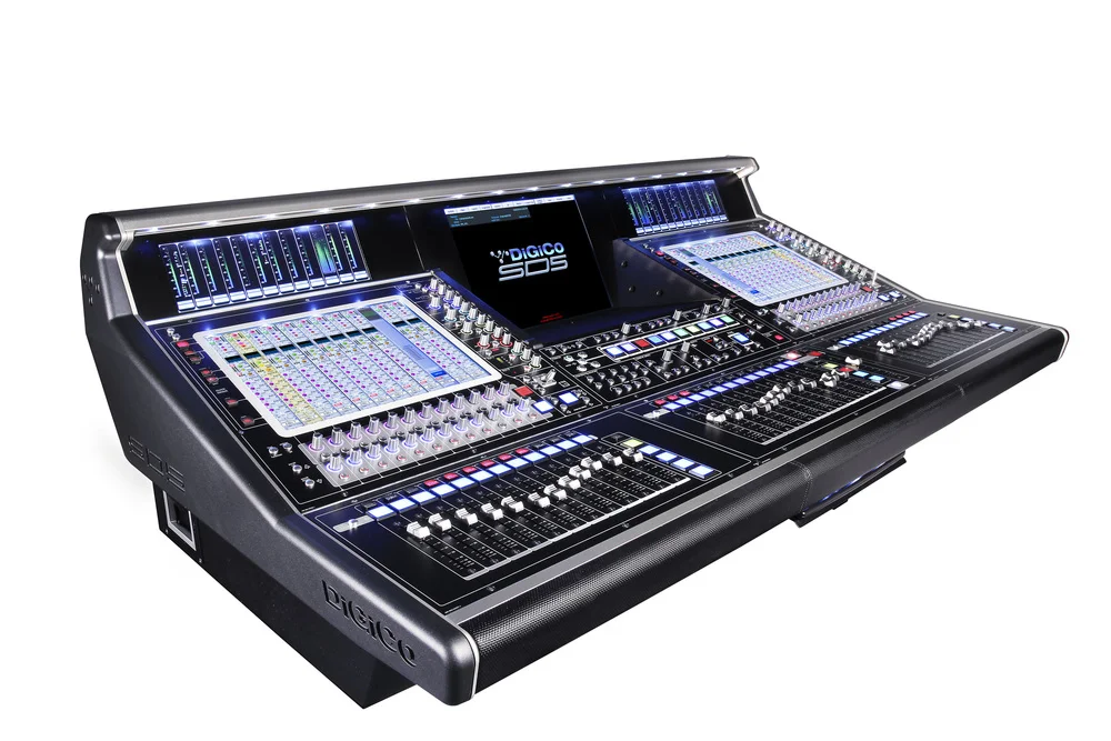 DiGiCo_SD5_Side_WBG.jpg,