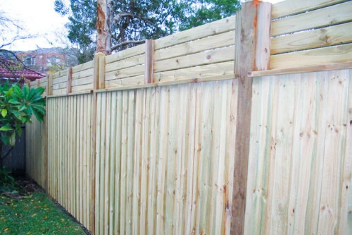 Lap and Cap Fences Roseville Fencing — Roseville Fencing