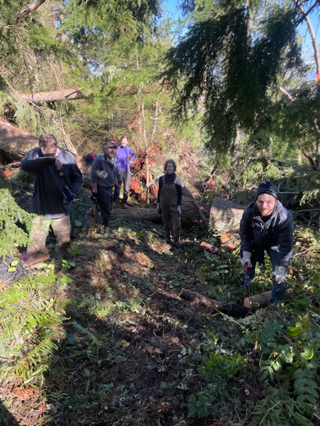 Trail Cleanup Event with WA State Parks at Squak Mountain