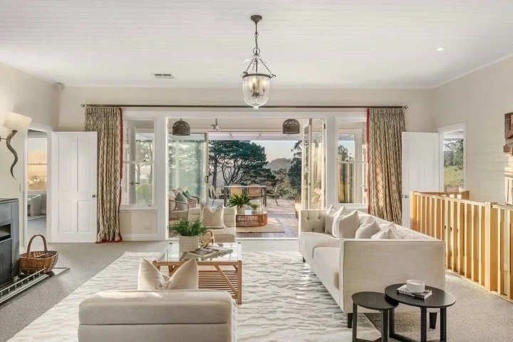 💎 JUST LAUNCHED 💎

We had the absolute pleasure of styling this magnificent residence in Kangaloon for @cjpbowral with stunning photos by @hugoagency 

🛌 5 beds
🛋️ 3 living 
🪑3 dining 
☀️3 alfresco 

Isn&rsquo;t she a beauty!!! 

💪 The team wen