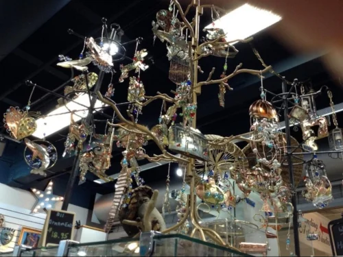 studio jewelery.jpg