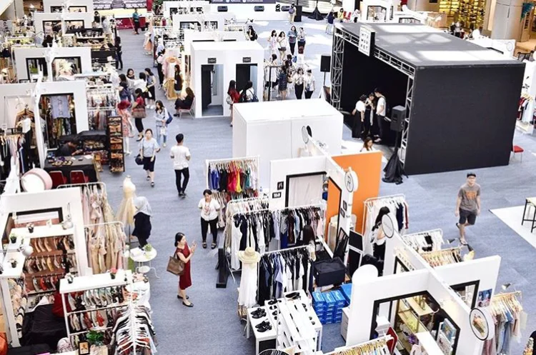 The challenge of advertising fashion in Indonesia