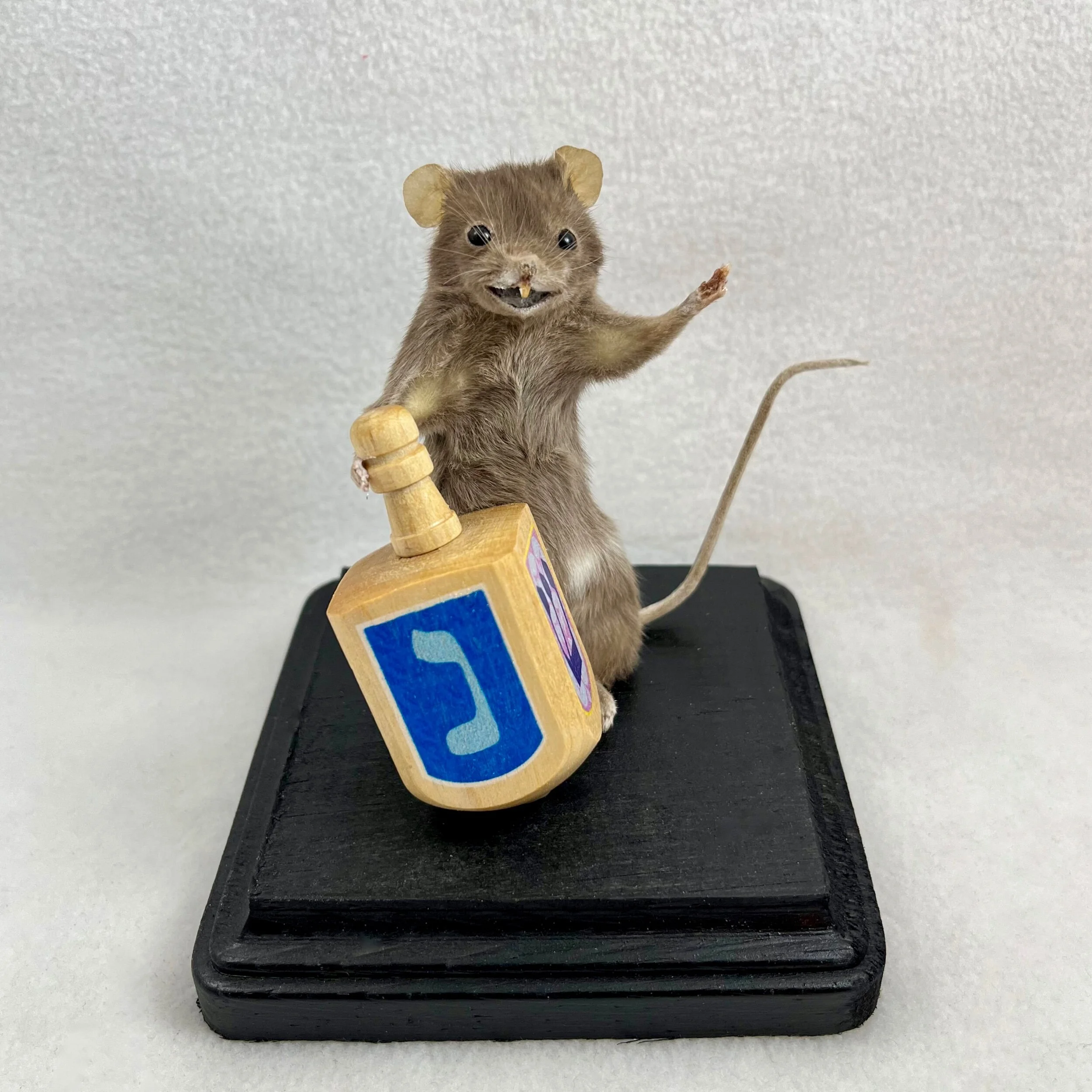 CF5F7B9F-2EA2-478F-AEBE-AF8818C7A1FB