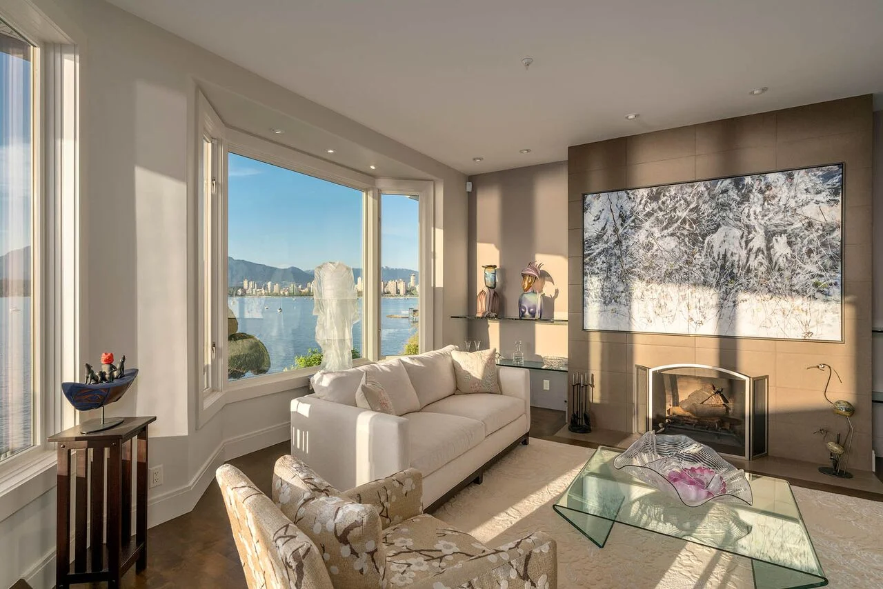2523-Pt-Grey-Road-Vancouver-360hometours-04s_preview.jpg