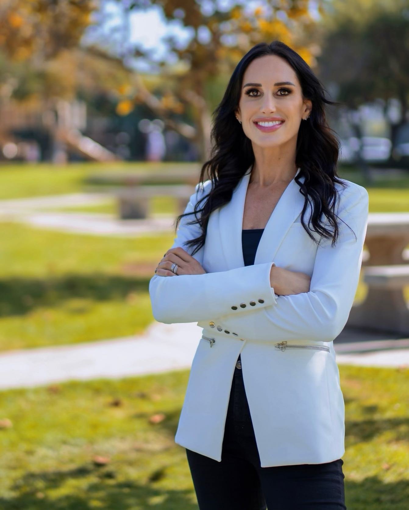 Congratulations to Sara Weber who won her Newport Beach City Council race ! Sara completed DCP class 10!  @sarajaneweber_  @sara_for_newport