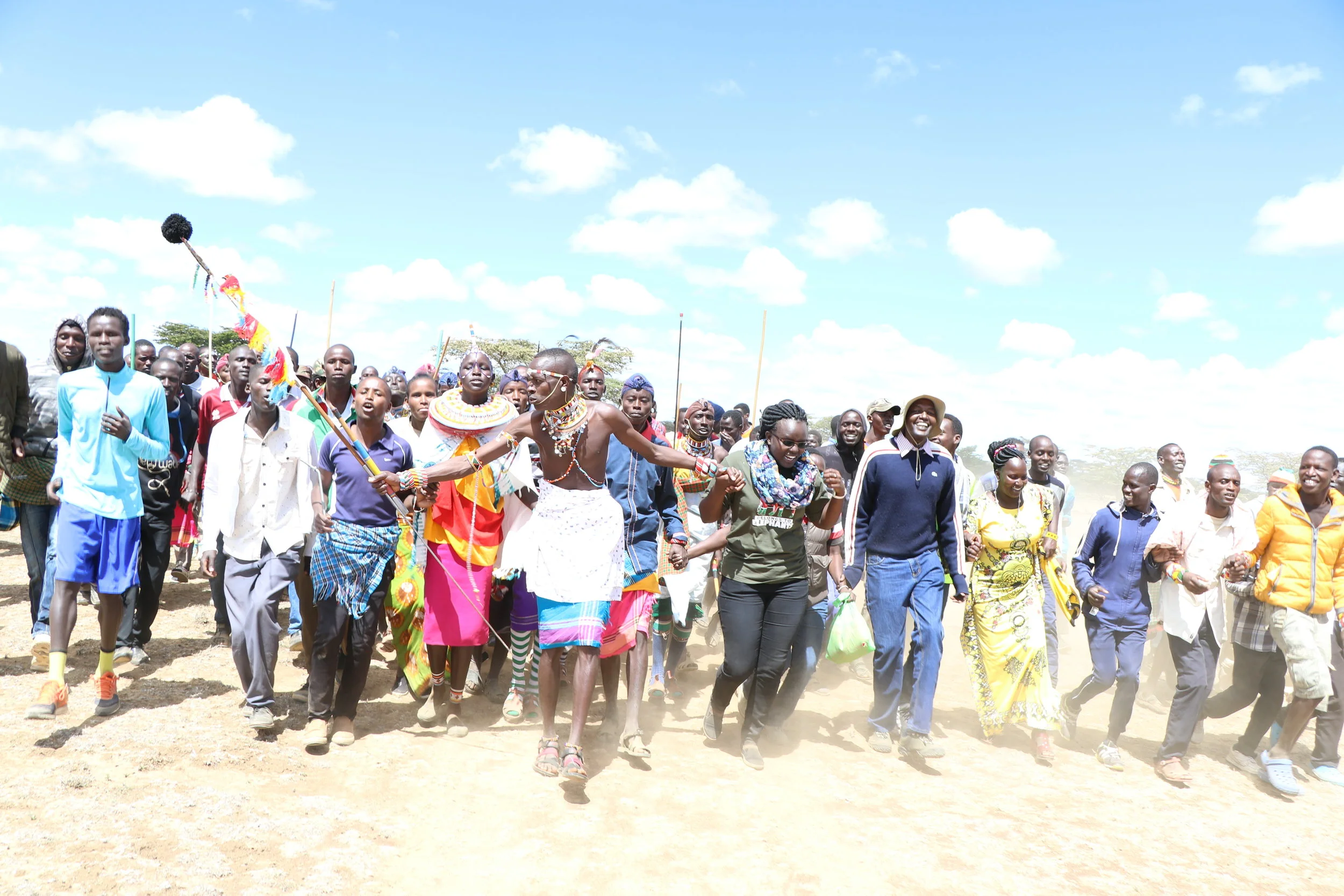 Setting Aside Differences, Running for Peace&nbsp;