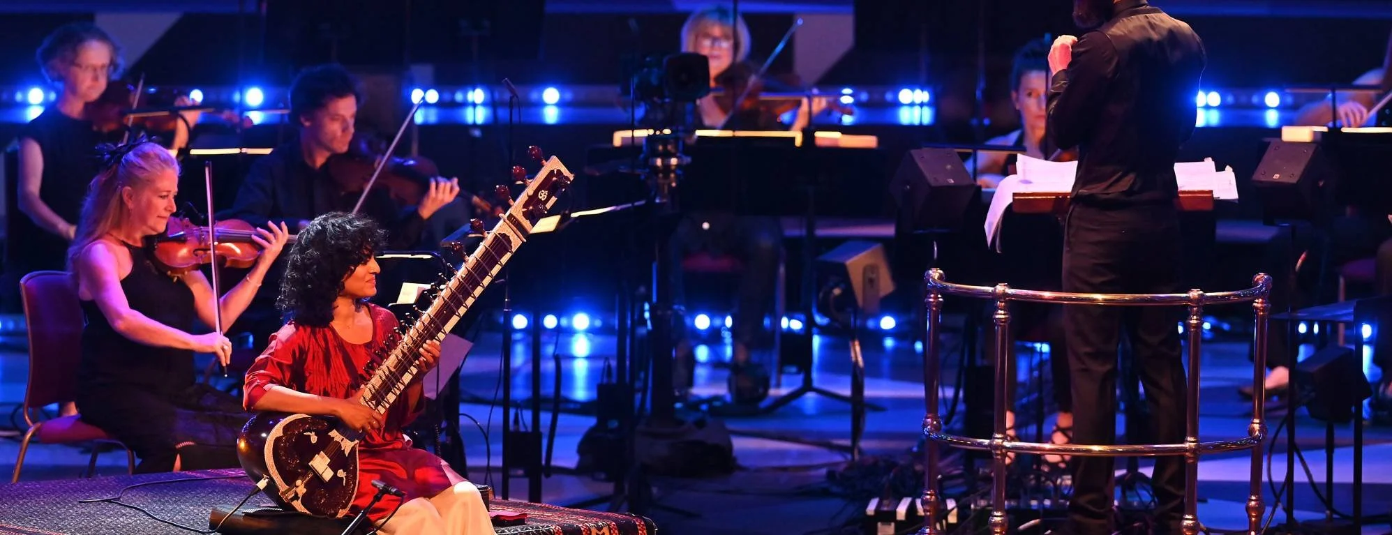 Anoushka Shankar and Manu Delago with Britten Sinfonia – Norwich Theatre Royal 