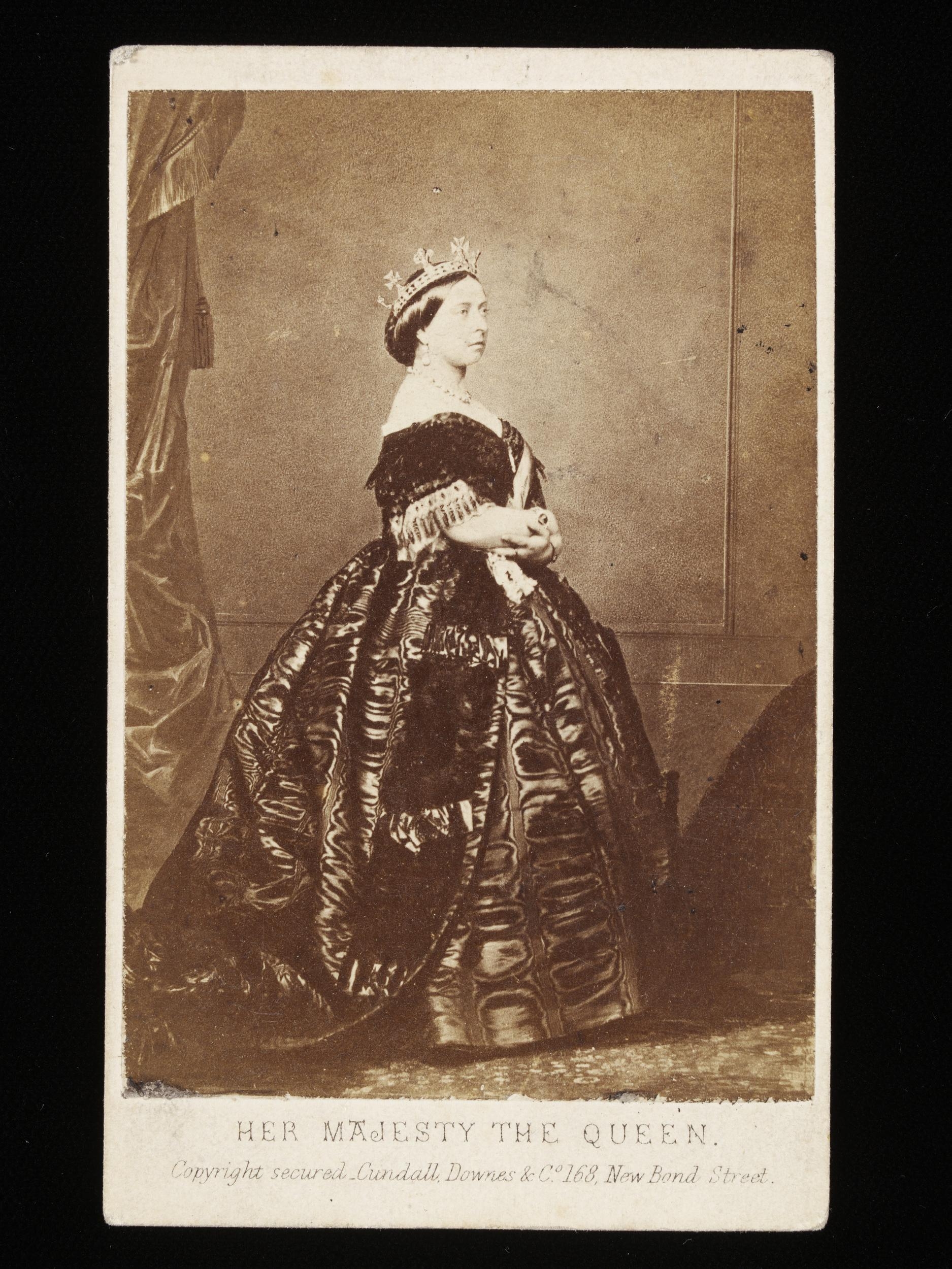 Queen V.jpg