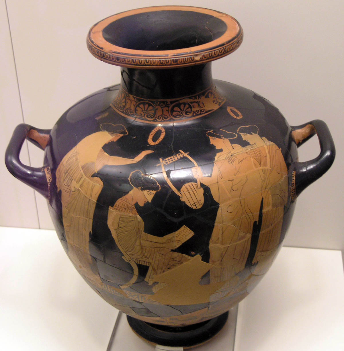 Sappho inspired ancient poets and artists, including the vase painter from the Group of Polygnotos who depicted her on this red-figure hydria.