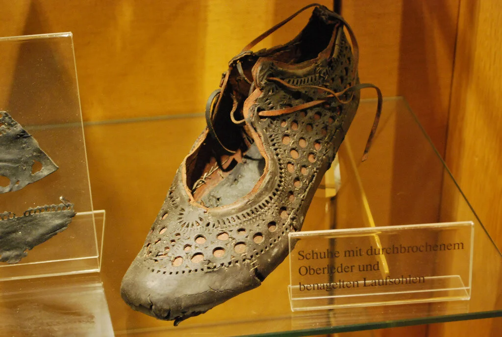 Roman shoe_Mictlantecuhtli via reddit.jpg