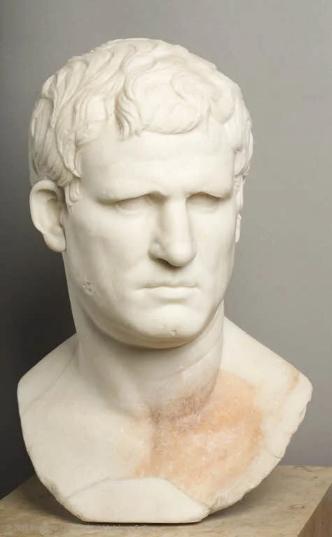 louvre-agrippa.jpg