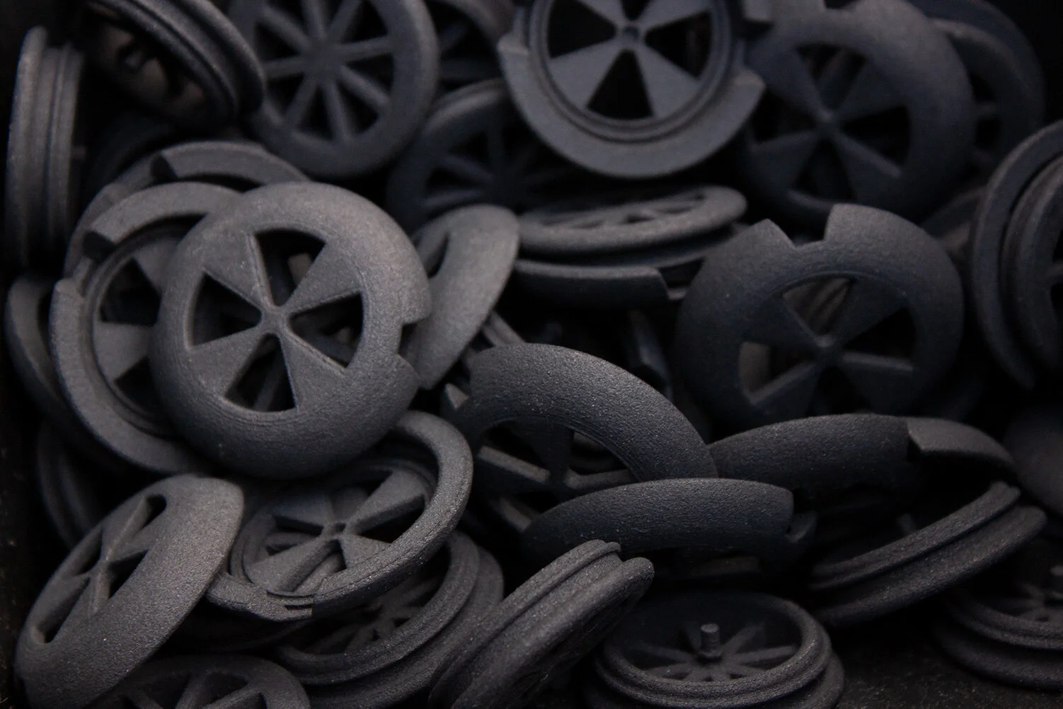 Black Dye Finish for SLS Nylon Black Plastic 3D Printed Parts — 3D People UK