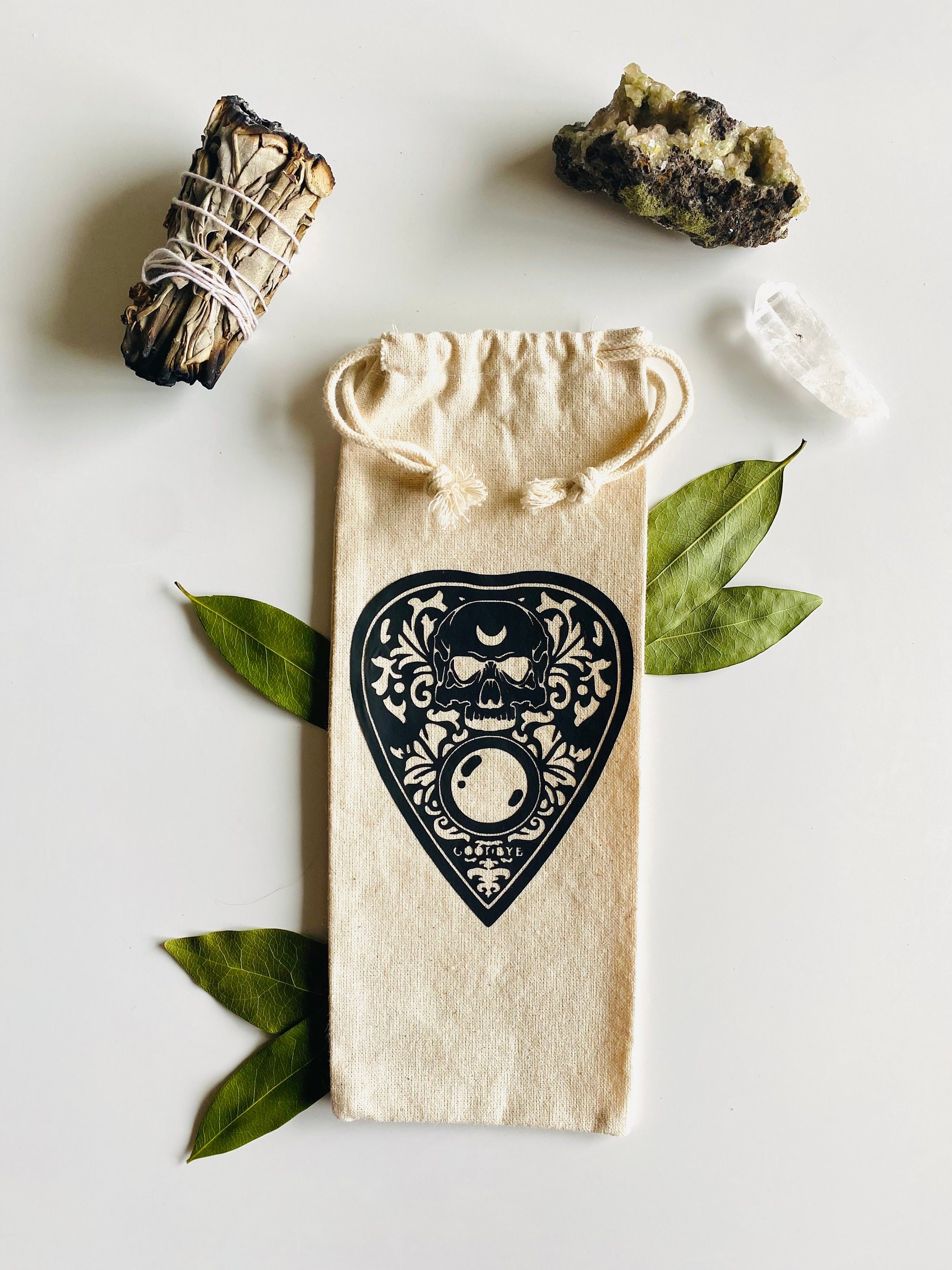https://i.etsystatic.com/17689978/r/il/bee134/3365106308/il_fullxfull.3365106308_a6b9.jpg