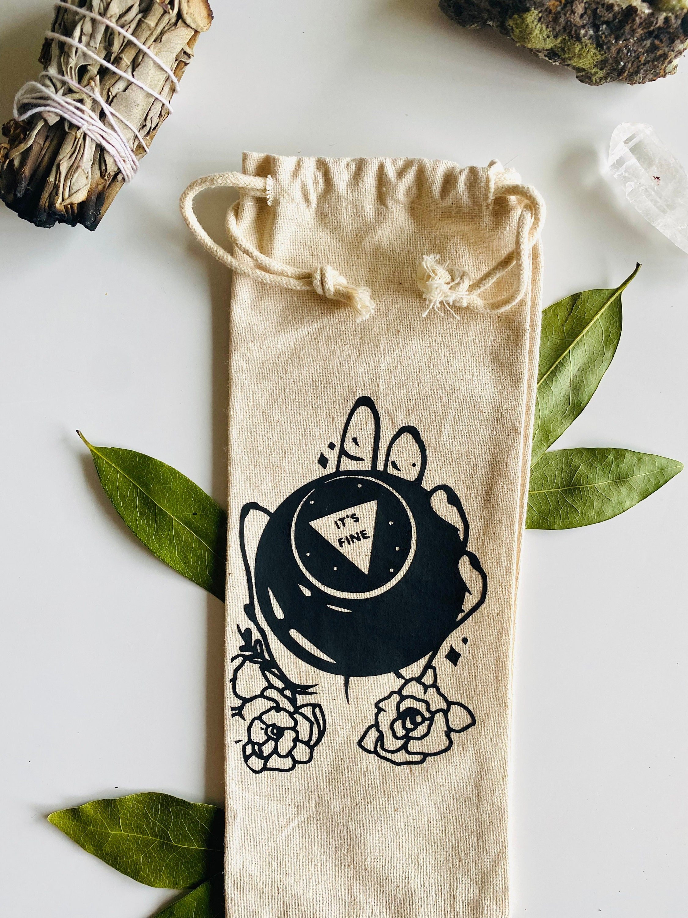 https://i.etsystatic.com/17689978/r/il/2895b0/3365138738/il_fullxfull.3365138738_9vji.jpg
