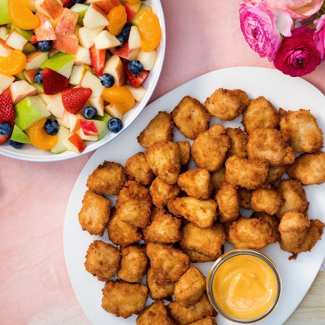 Last minute party hack: Chick-fil-A Catering 🎉

No more stressful party planning: Place a catering order for pickup same day and save the party! Order online today, check the link in our bio to order. 

#chickfilasouthcenter #chickfilacatering #chic