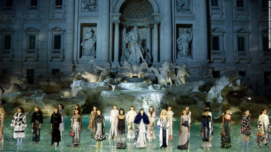 fendi fountain.jpg