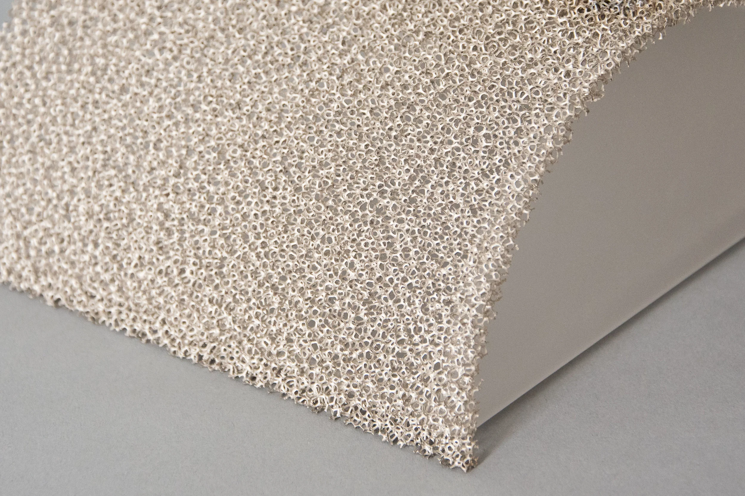 Aero-Light-nickel---detail-01---David-Derksen-Design.jpg