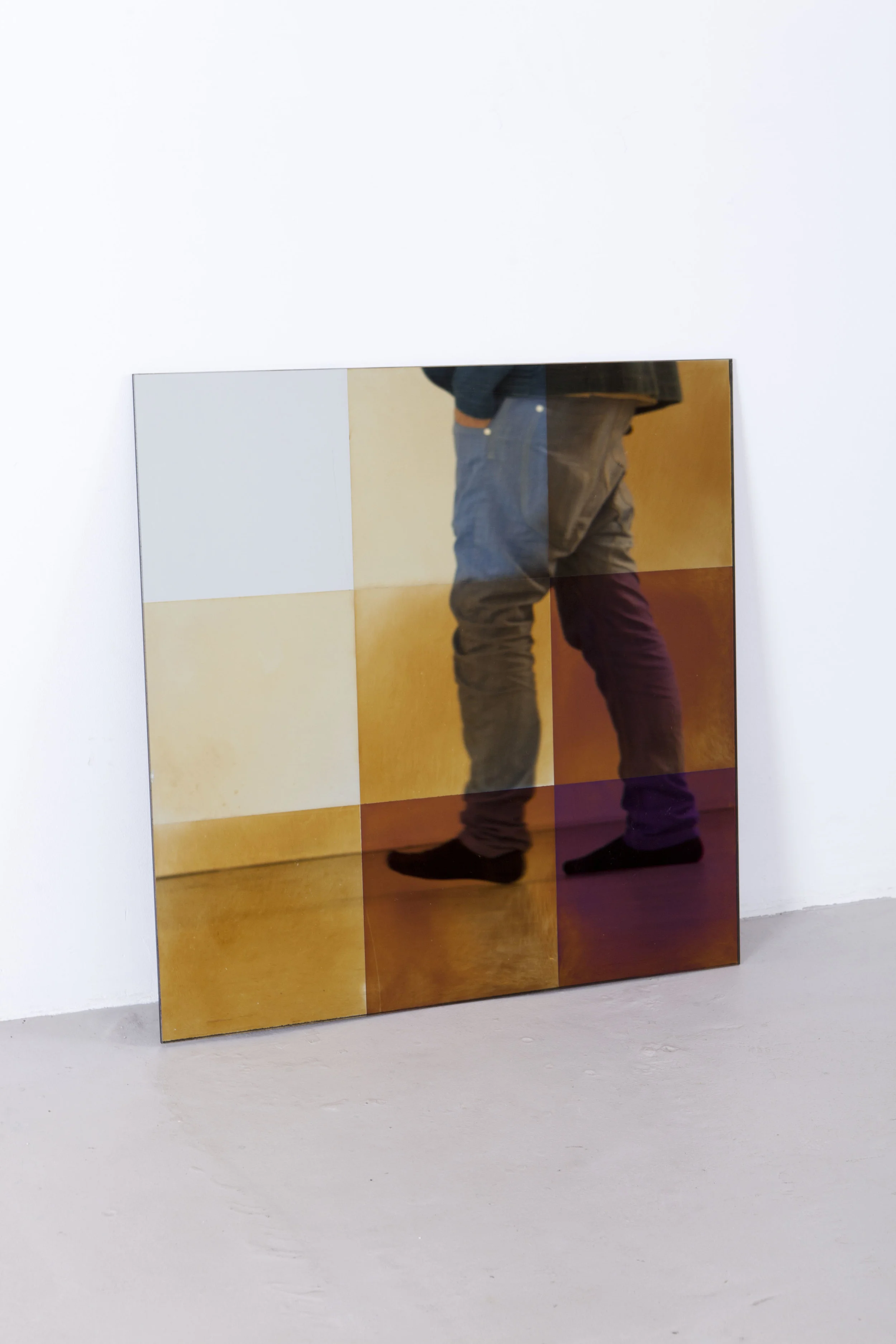 transnatural_Transience_mirror_square+feet_byfloorknaapen_27.jpg