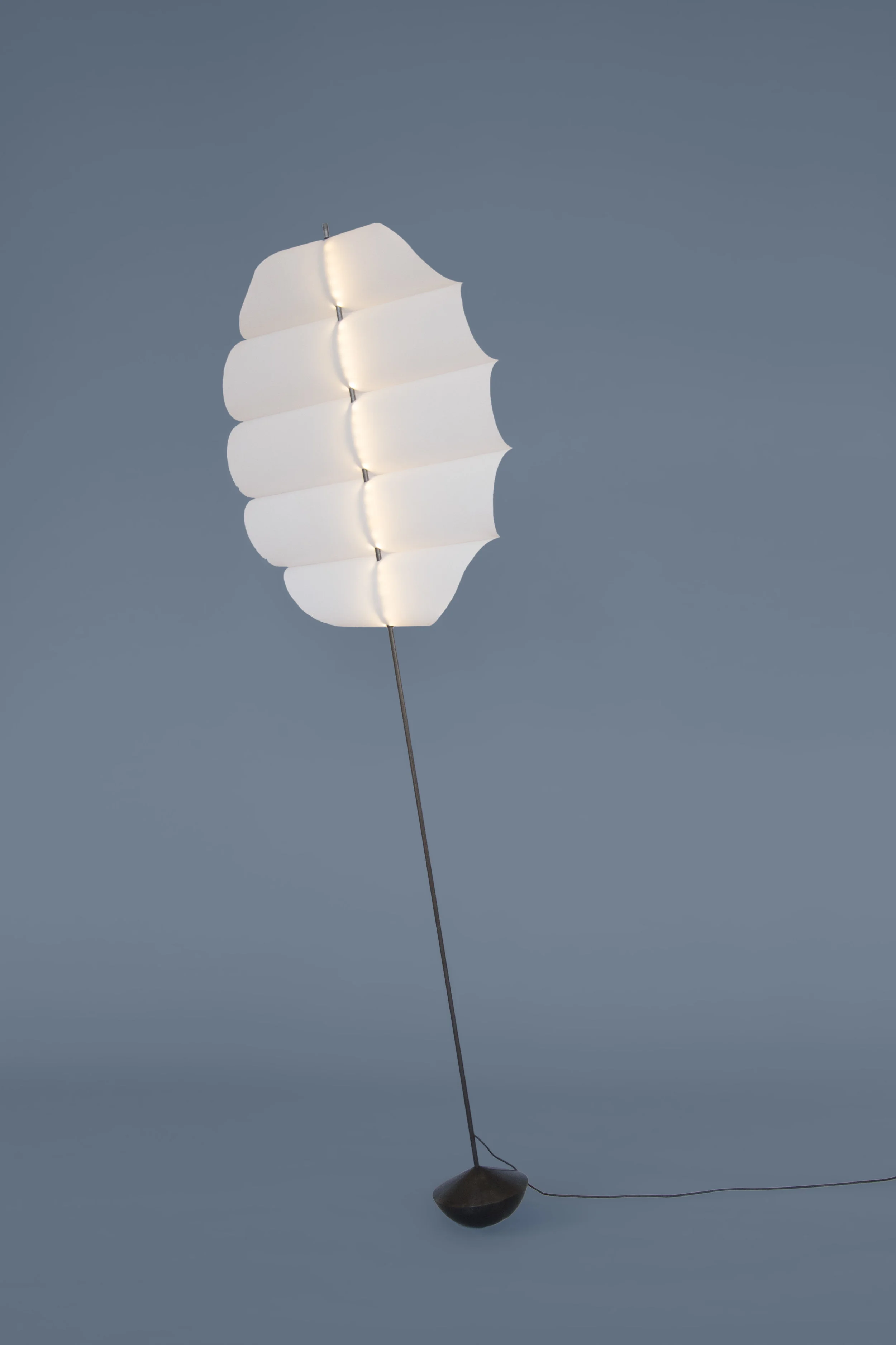 Sway Light Circle - dark - David Derksen Design.jpg