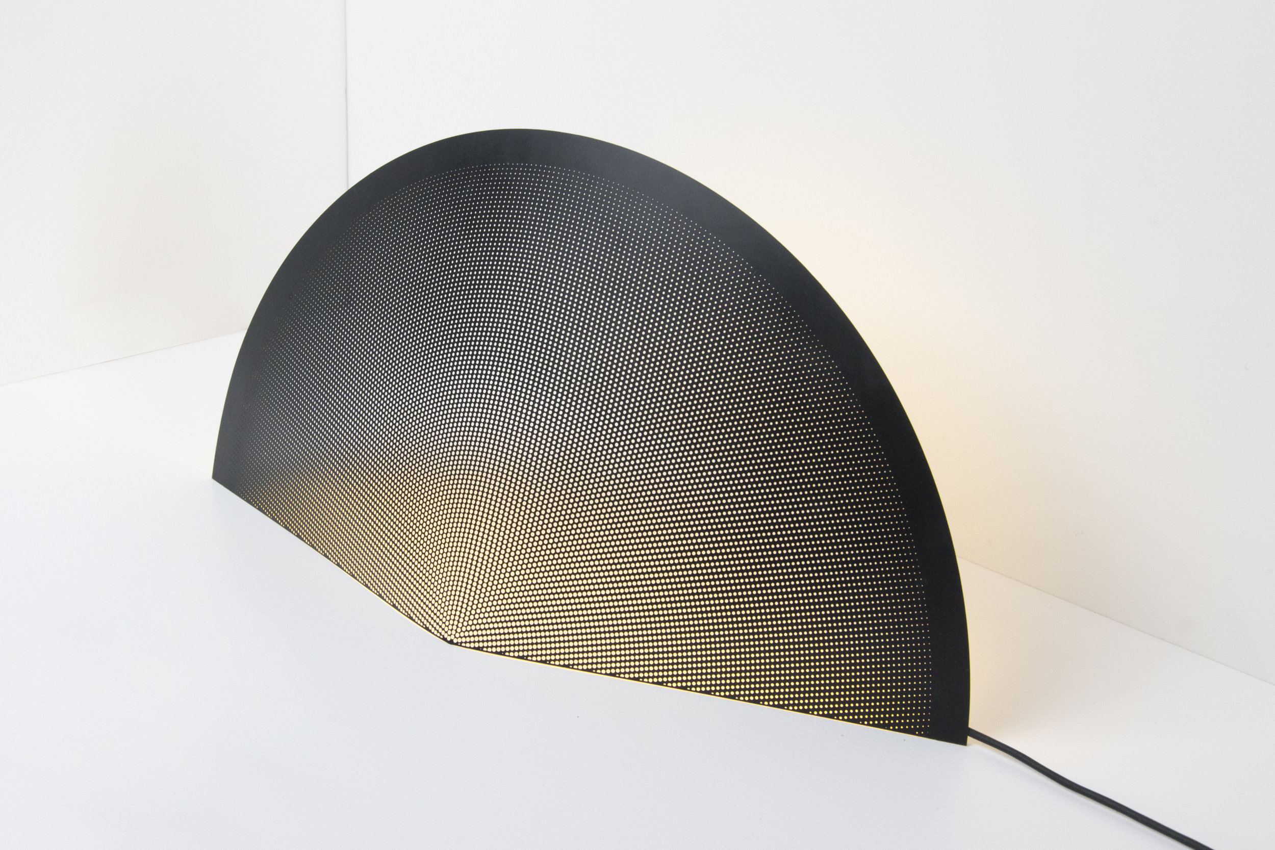 Lucid Table Light - light - David Derksen Design.jpg
