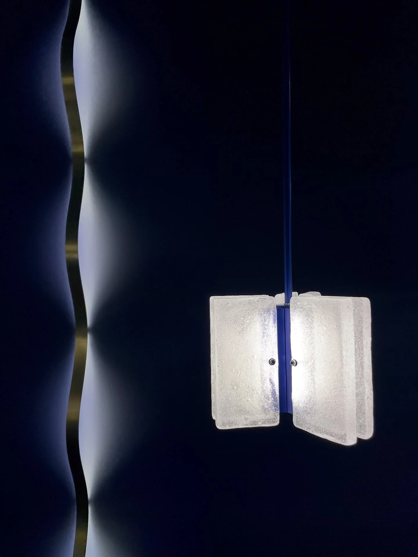 Last Saturday we opened our collection presentation of @arraylighting at @just_haasnoot design store. Thank you so much for having us! Such a pleasure to be surrounded by so many beautiful crafted objects.