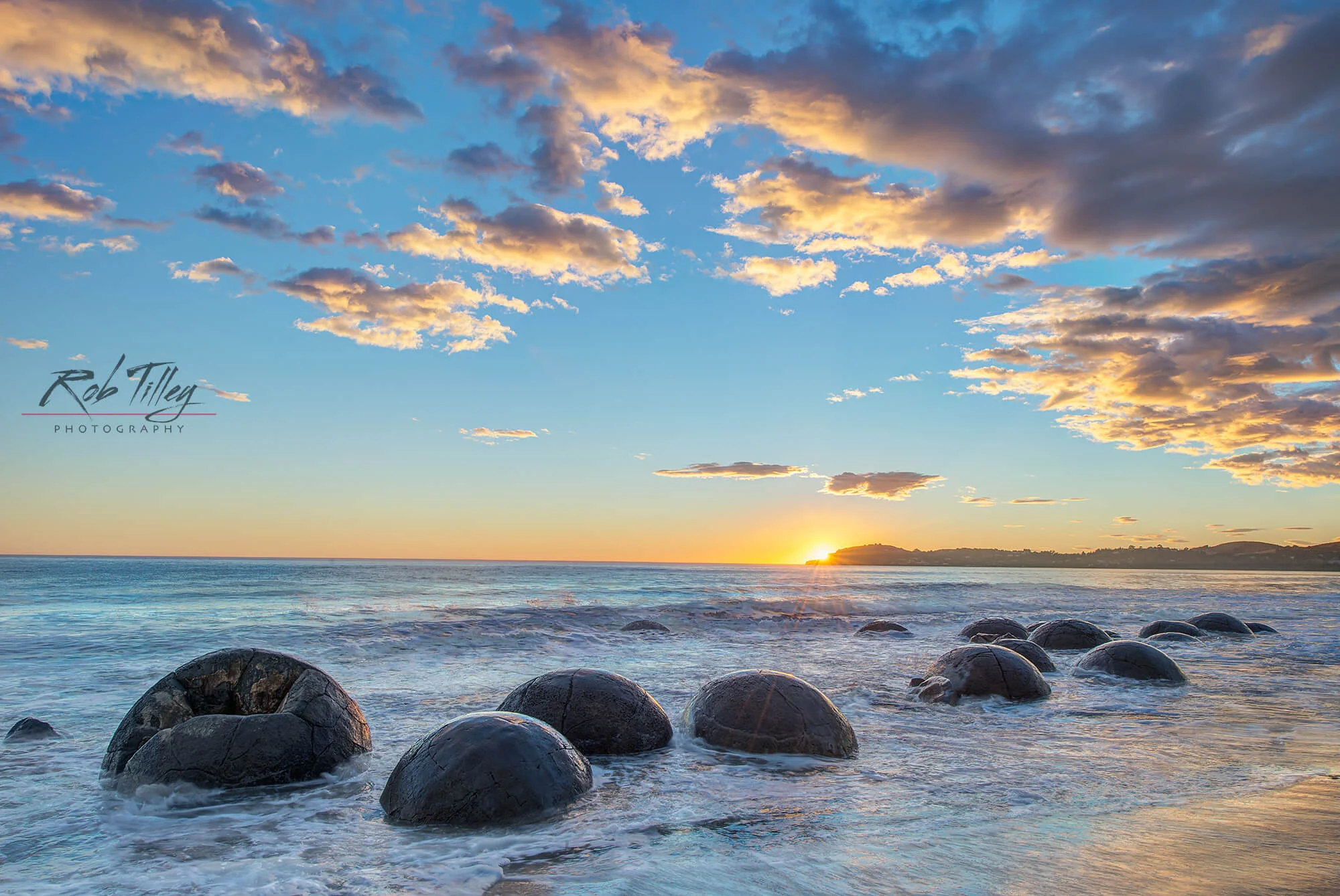 Moeraki Sunrise I.jpg