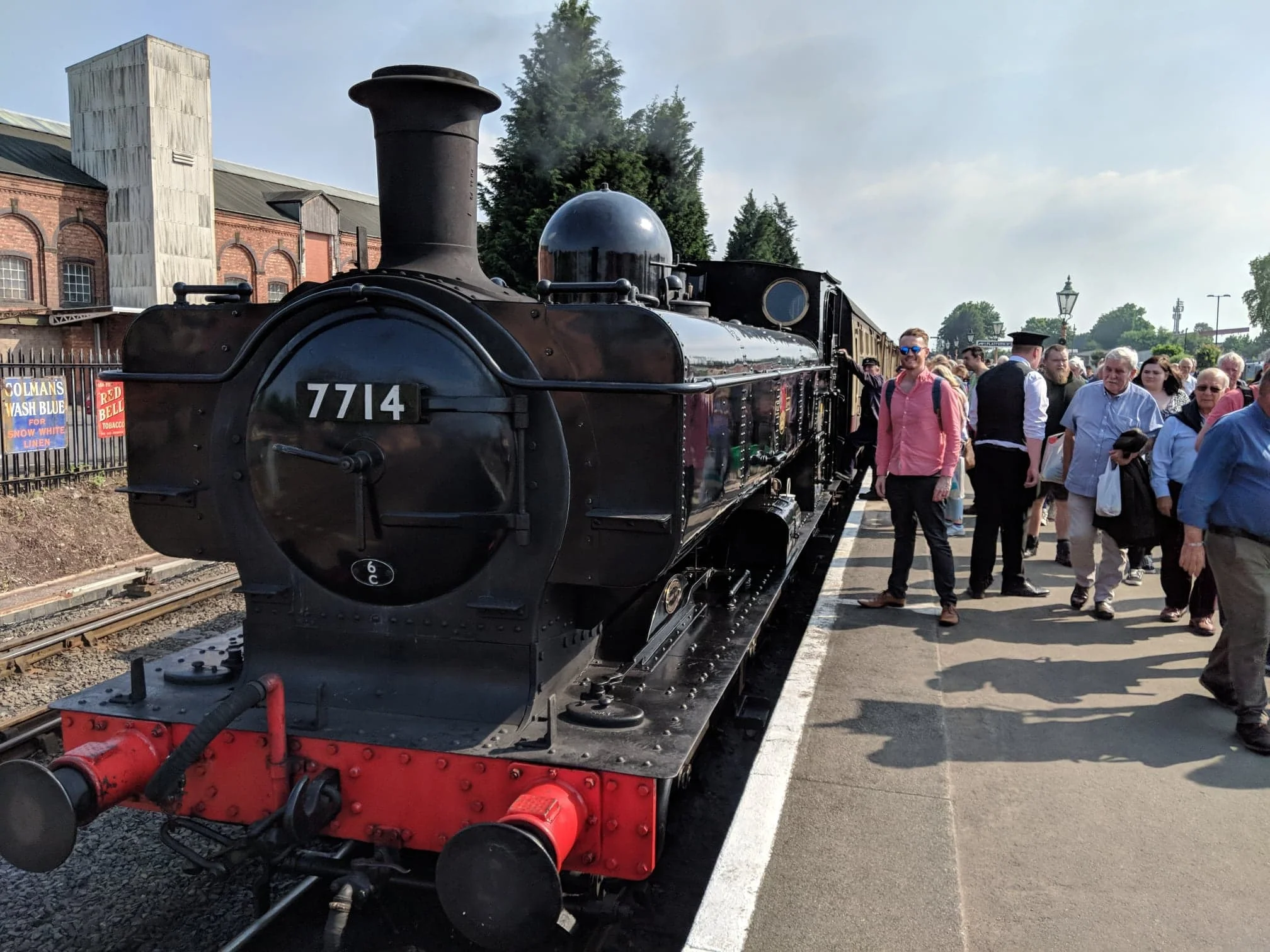 All aboard! This locomotive design is called a 'pannier tank' because of its distinctive... Okay, I'll be quiet.