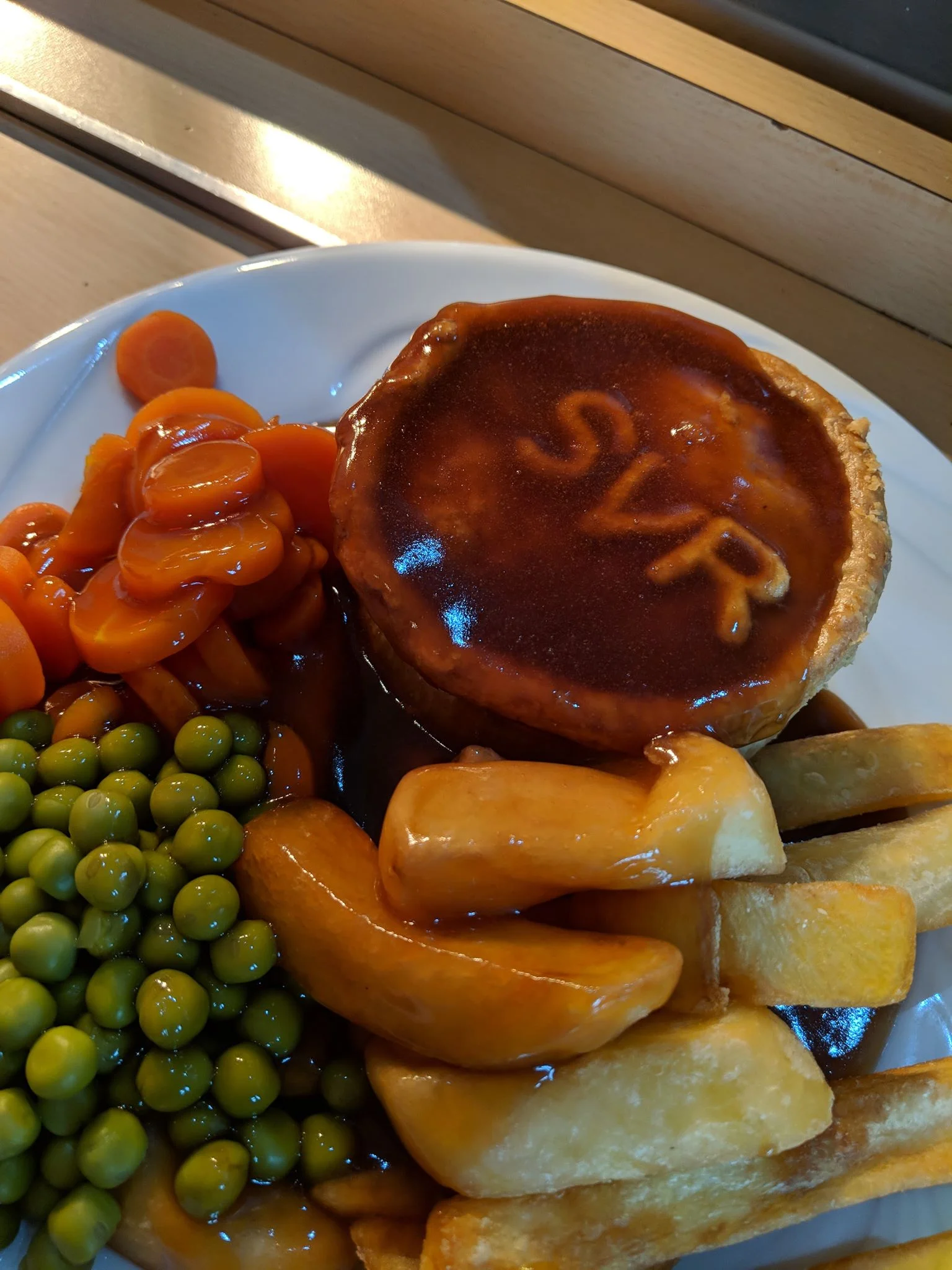 We both had the delicious (and huge) steak and ale pie and could barely eat anything else for the rest of the day.