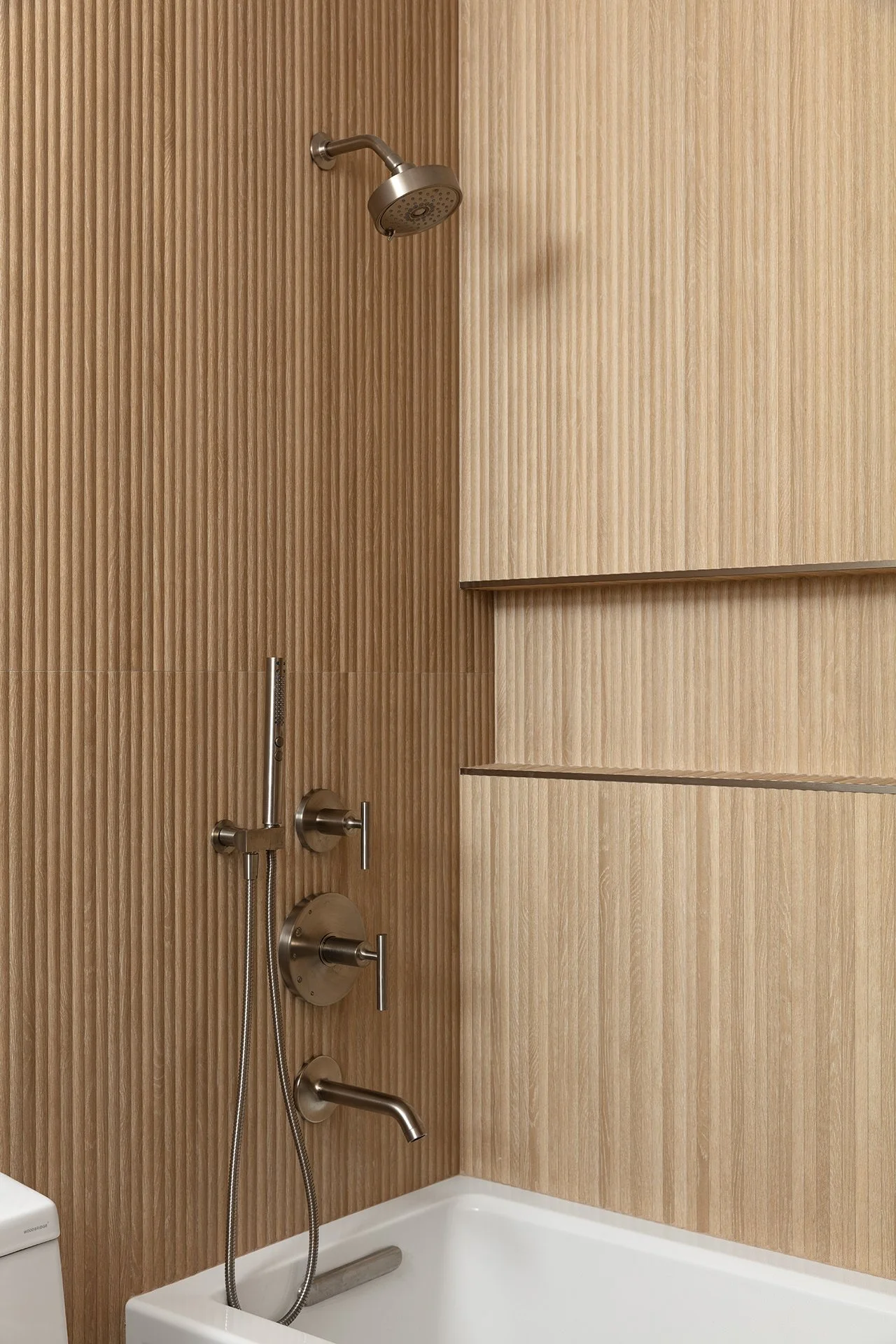 2641-ne-26th-ave-Maca-Interiors-@davehenzstudio-img12.jpg