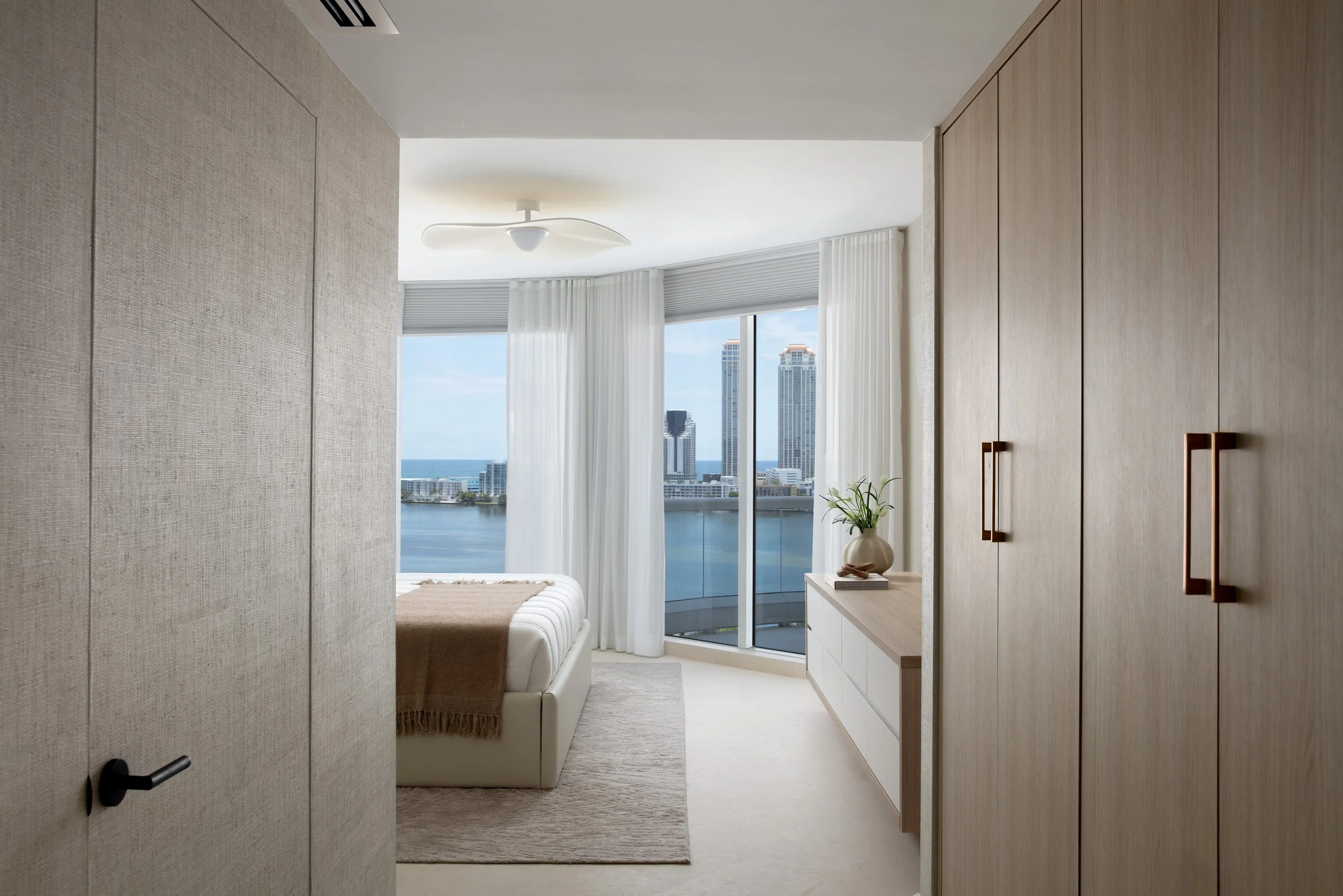 6000-island-blvd-maca-interiors-@davehenzstudio-img14.jpg