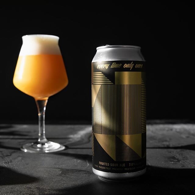 🔶CAN RELEASE🔶
.
EVERY TIME ONLY ONCE: MANGO + PASSION FRUIT + PINEAPPLE | FRUITED SOUR 7.0%
.
Brewed with Milk Sugar and conditioned on over 70 pounds per barrel of Mango, Passion Fruit and Pineapple Purée, along with an obsurd amount of Madagasca
