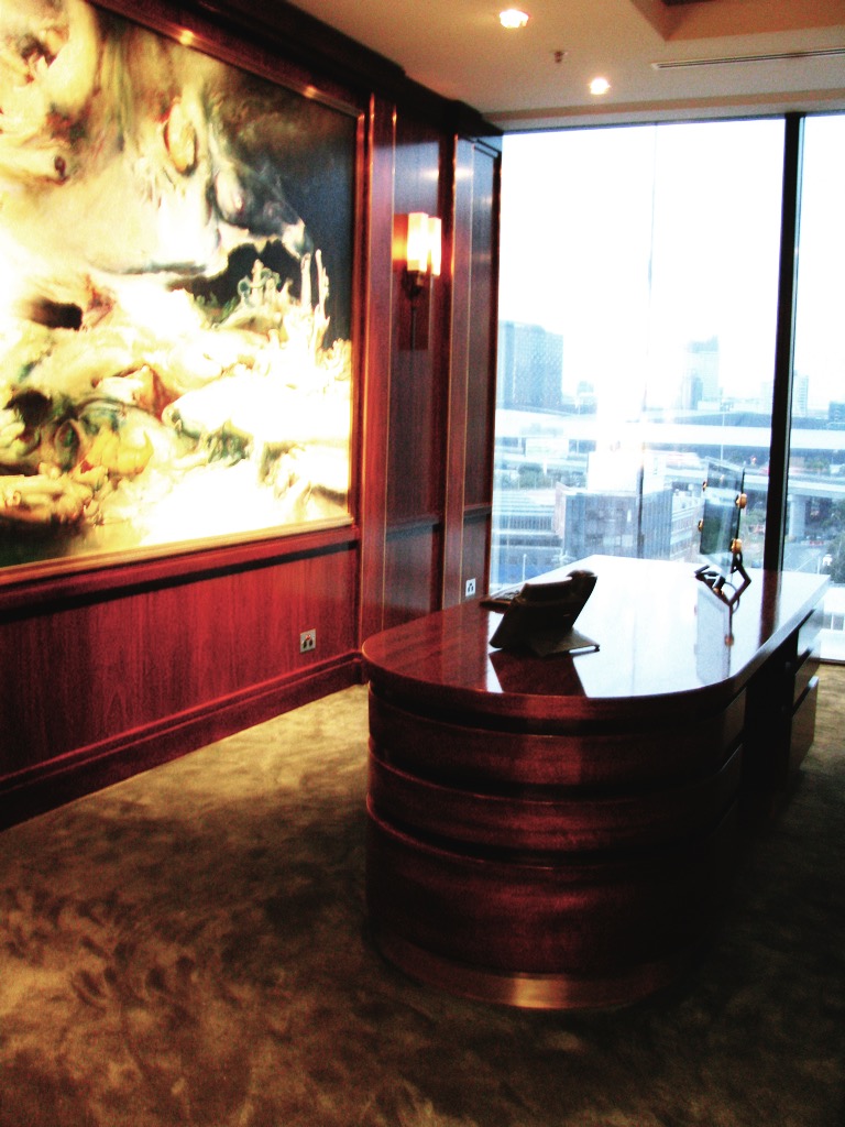 desk photo (Priime White Gold).jpeg