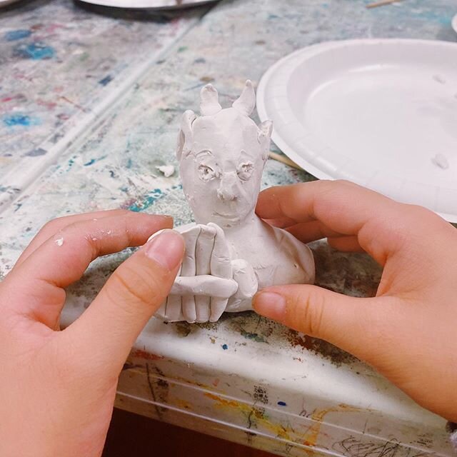 ⚜️🦊MYTHOLOGY
The Faun
We have started the semester off learning about the origins of the faun and its appearance and significance. Updates coming soon once these sculptures are baked and painted!