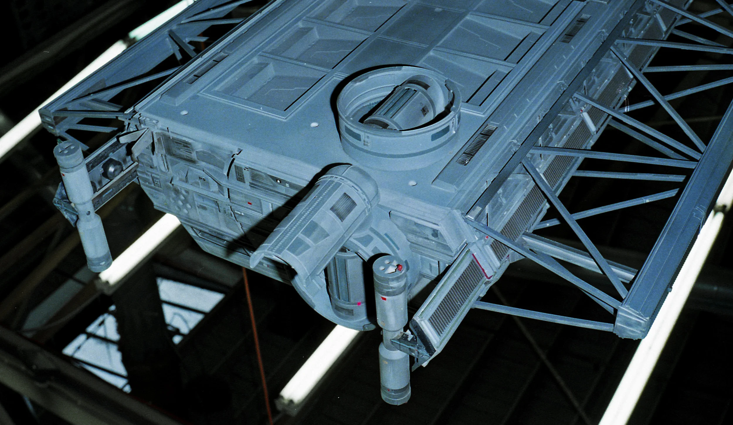 Mead Model Front 02.jpg