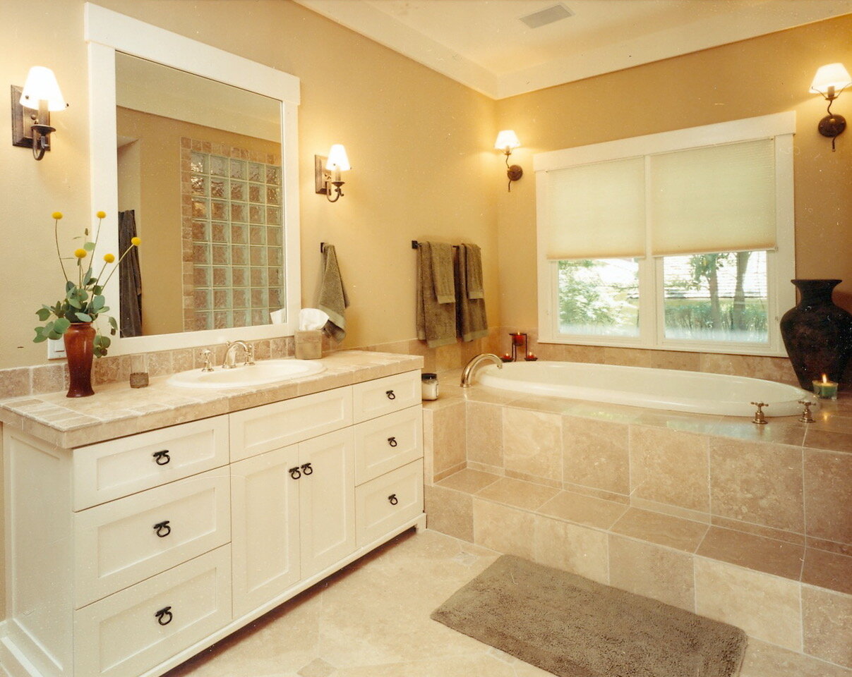 MASTER BATH.jpeg