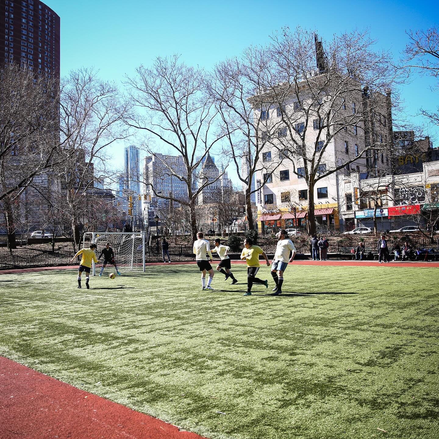 📍Location Feature... Good old Canal St 🚏 Where old-school New York meets modern-day Footy. Part of the Sara Roosevelt Parks, this iconic pitch is a Footy founder favorite and apparently yours, too. Weeknight leagues are officially sold out, and the