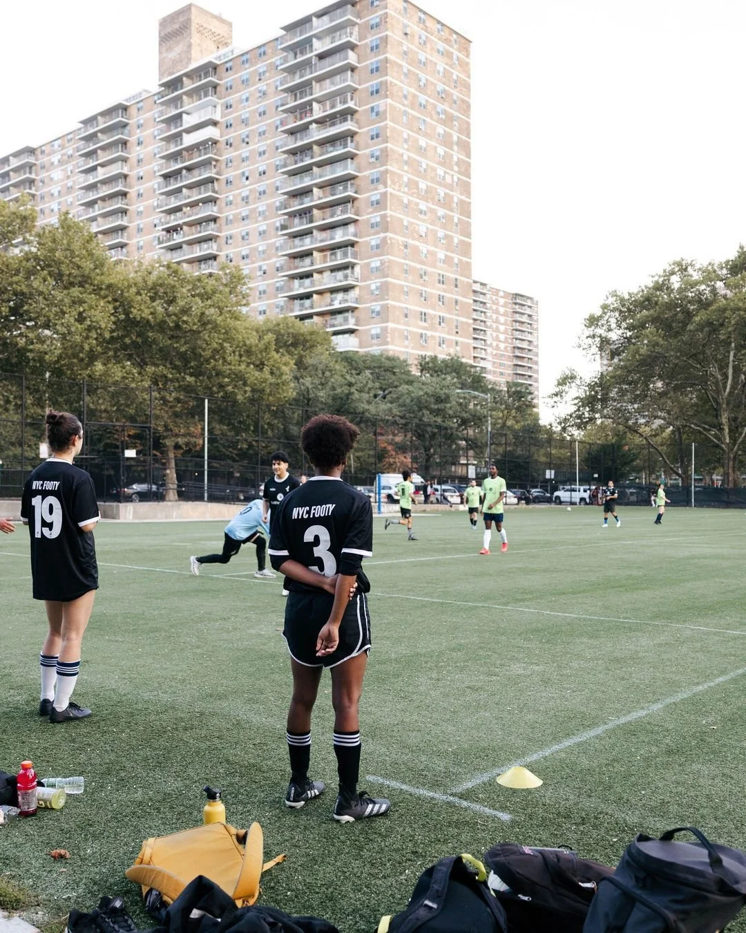 Only 1️⃣ team spot left on  Tuesdays in Williamsburg @ Sternberg Park (7v7 | P4 - Beginner/Intermediate) 👀

Are you quick enough to make the cut (and good enough to win the league😬?) 

Find out by registering at the 🔗 in bio