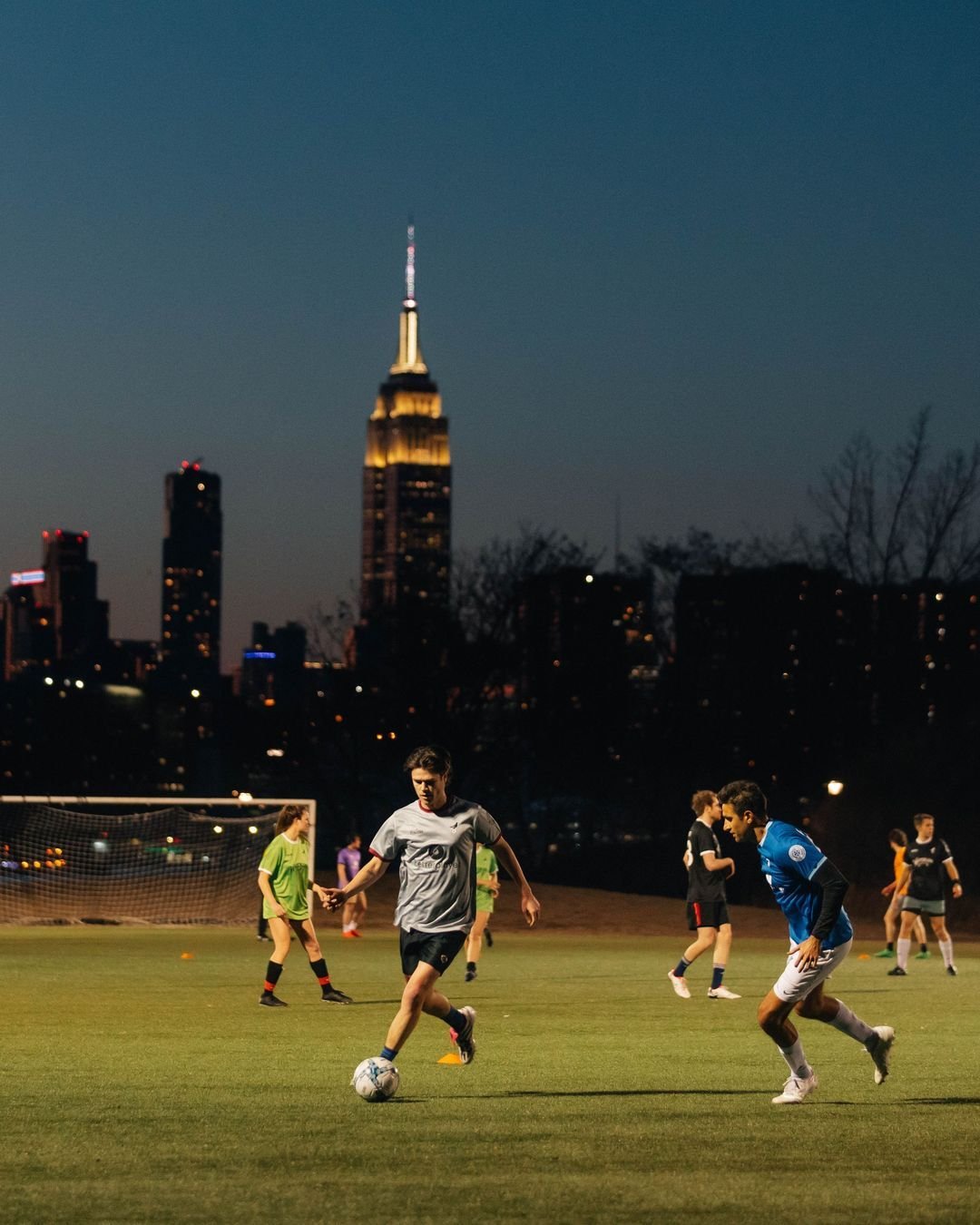 LAST CALL for winter at @bushwickinletpark 📢 Only ONE advanced team spot left and only a hand full of free agents: 

 ❄️ Sundays | Williamsburg (Bushwick Inlet Park) | 7v7 Coed | P2

Register now at the 🔗 in bio and we'll see you at BIP this winter