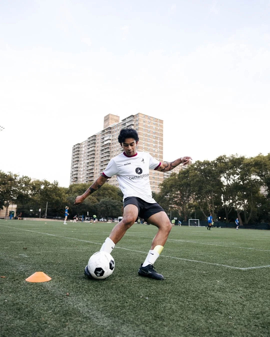 🤔 Still haven't signed up for winter?📍Sternberg Park has some of the final few team spots left for the season. 

❄️ Tuesdays | Williamsburg (Sternberg Park) | 7v7 | P4