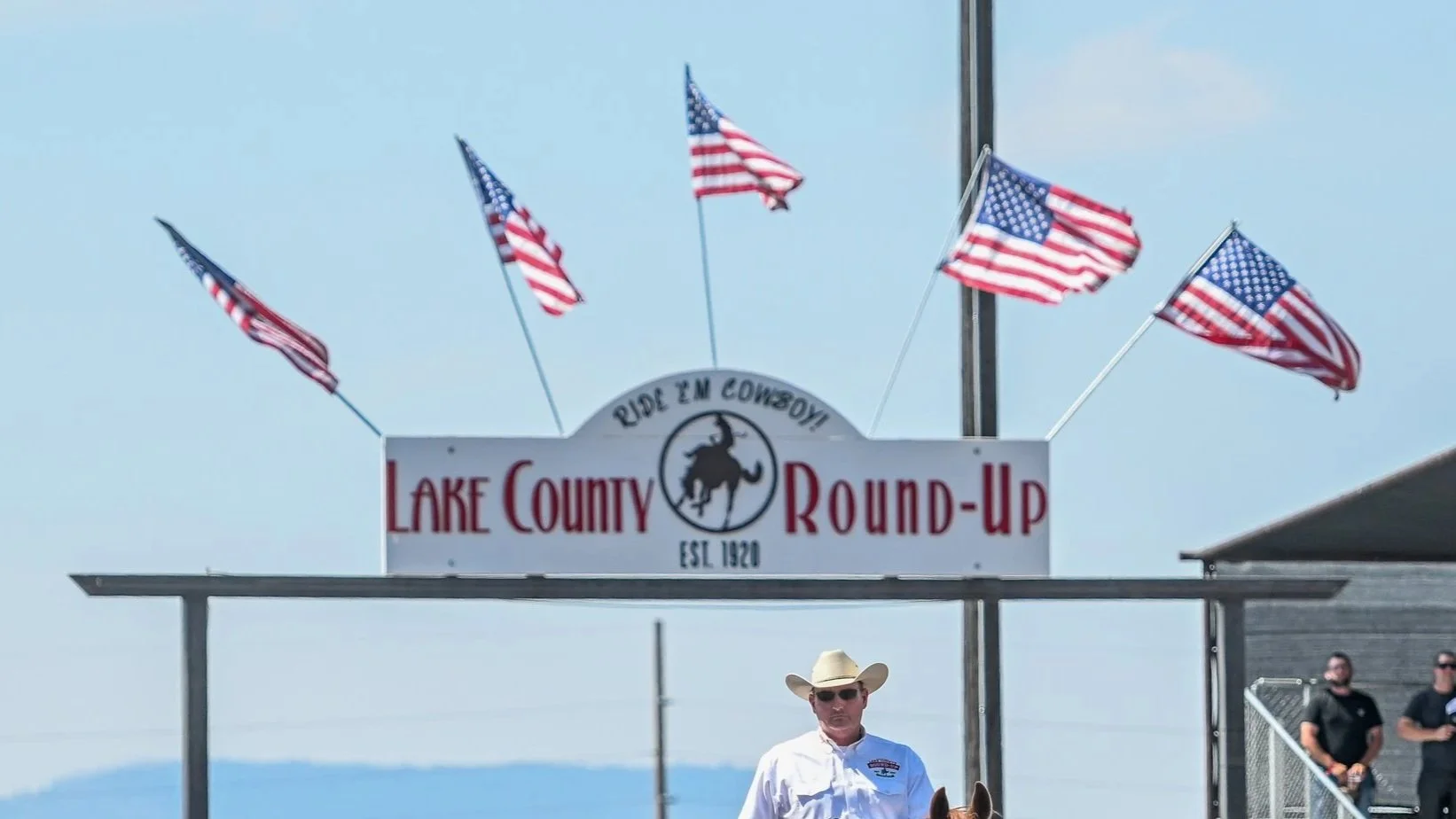 2025_LAKEVIEW_PERF1_GRAND ENTRY_CAMEN (229).jpg