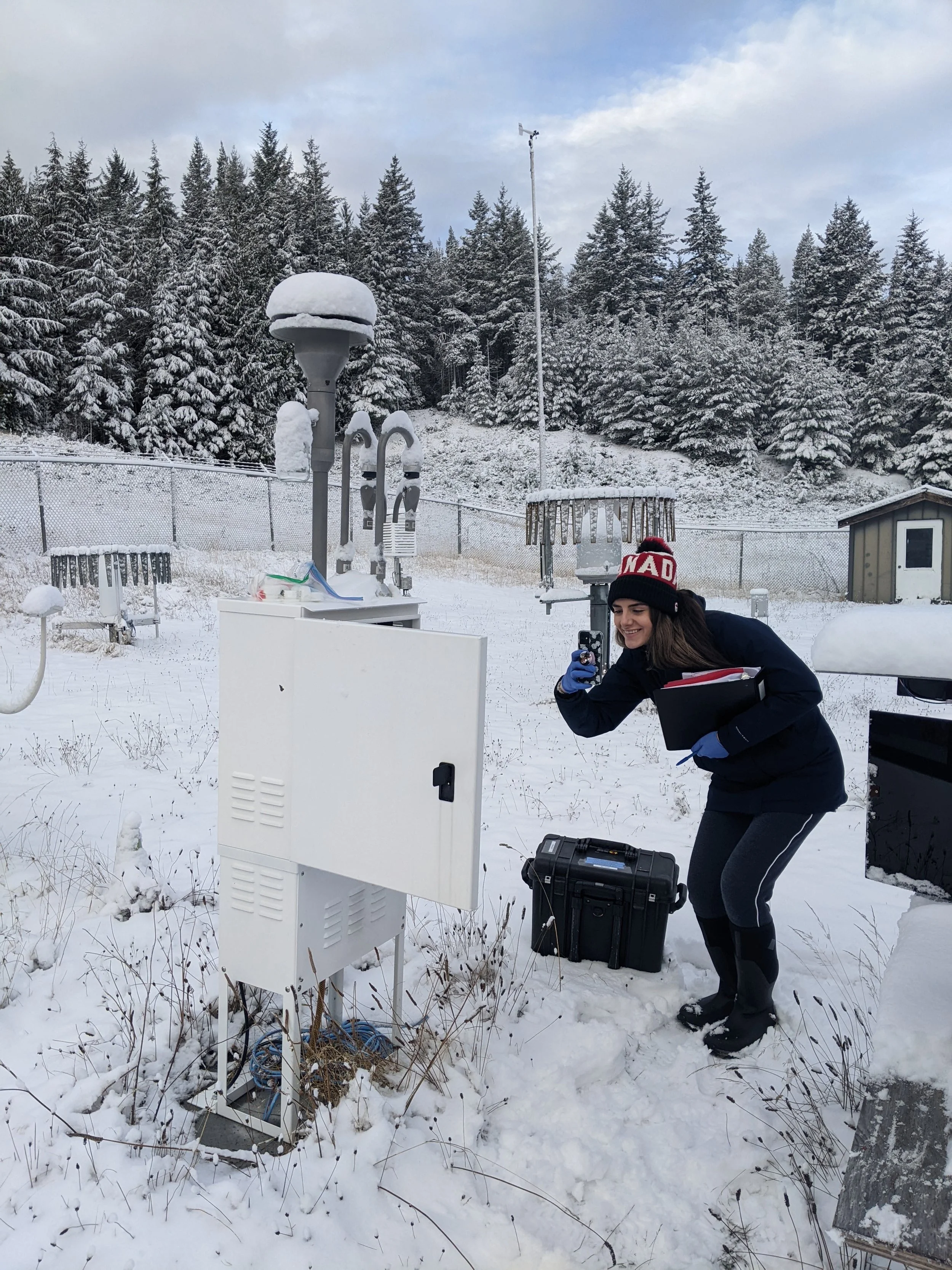  Alessia works with medium-volume air sampler at Saturna Island, BC December 2022 