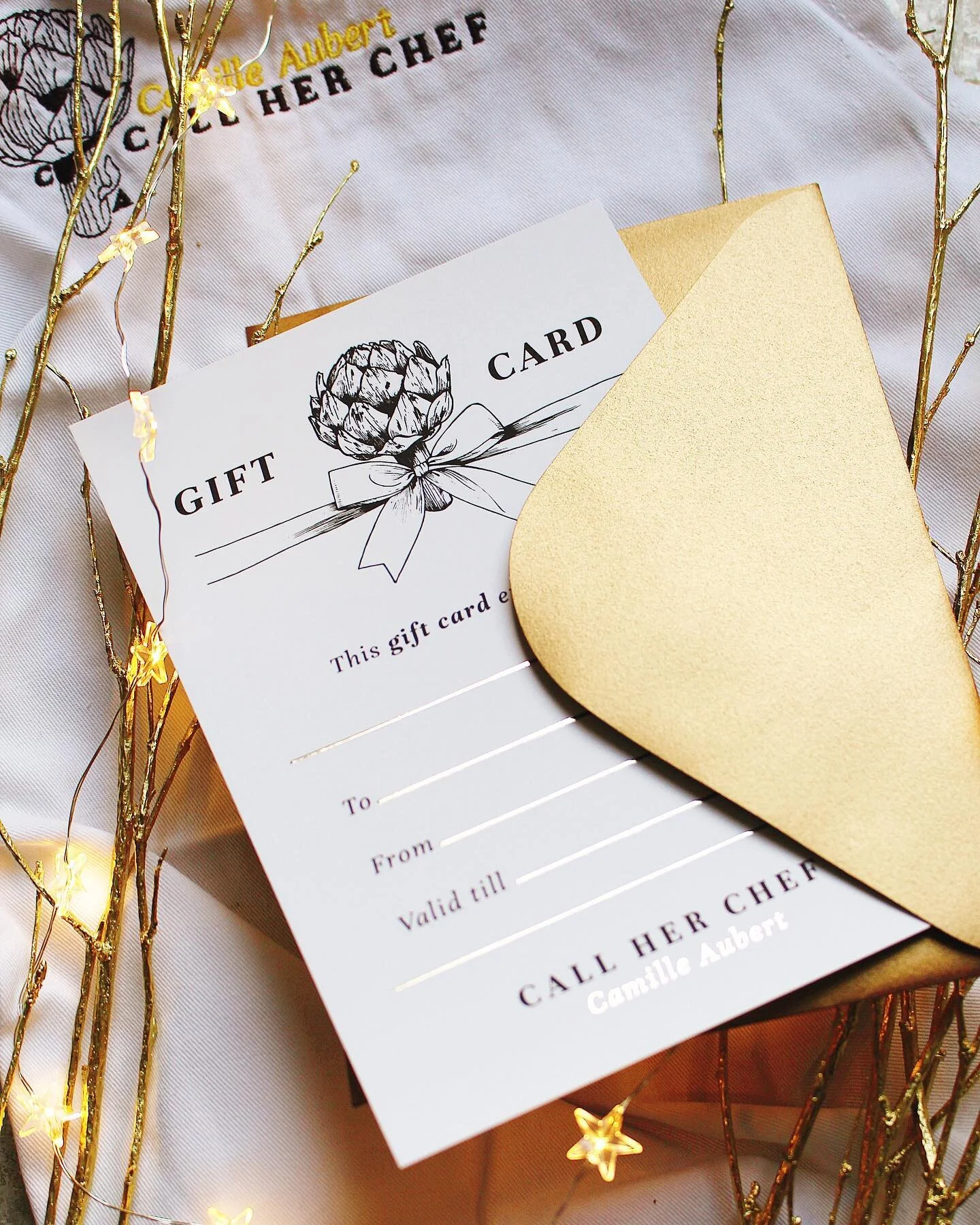 LAST CALL ✨GIFT CARD 😌💌🎄
As we are sadly moving into tier 3 again in the UK tonight, it looks like we will keep doing virtual events for a little while friends. So this is your last Christmas order call to get your Gift Card on time to put under t