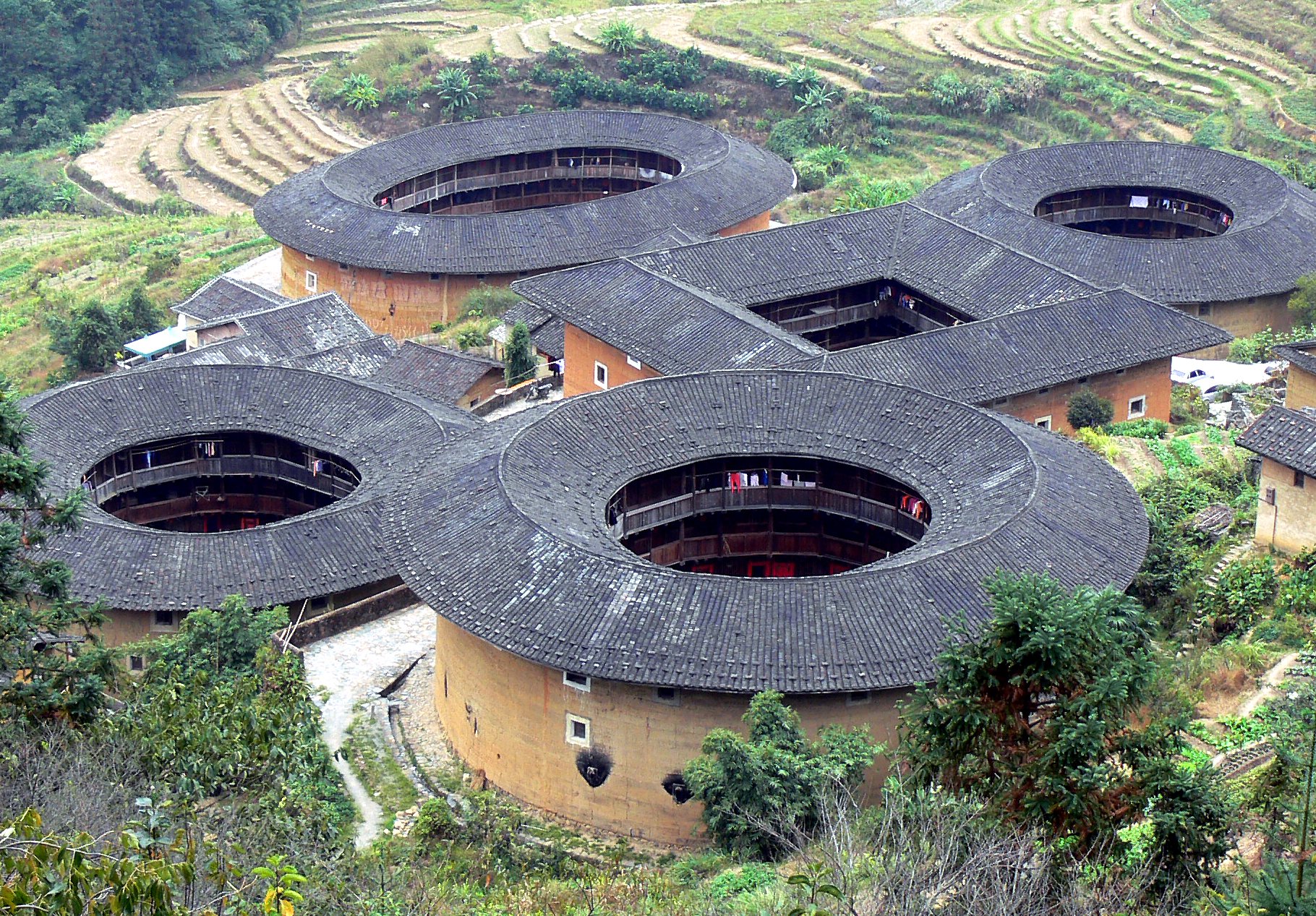 tulou.jpg