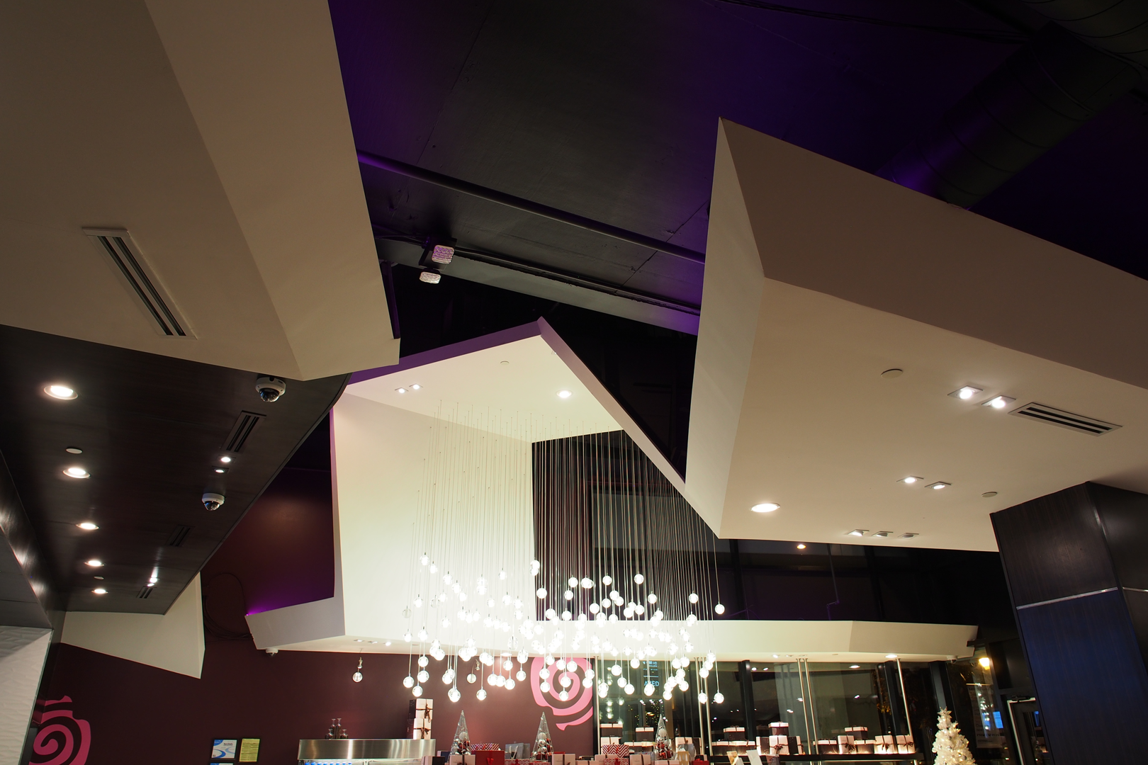 ceiling2.png
