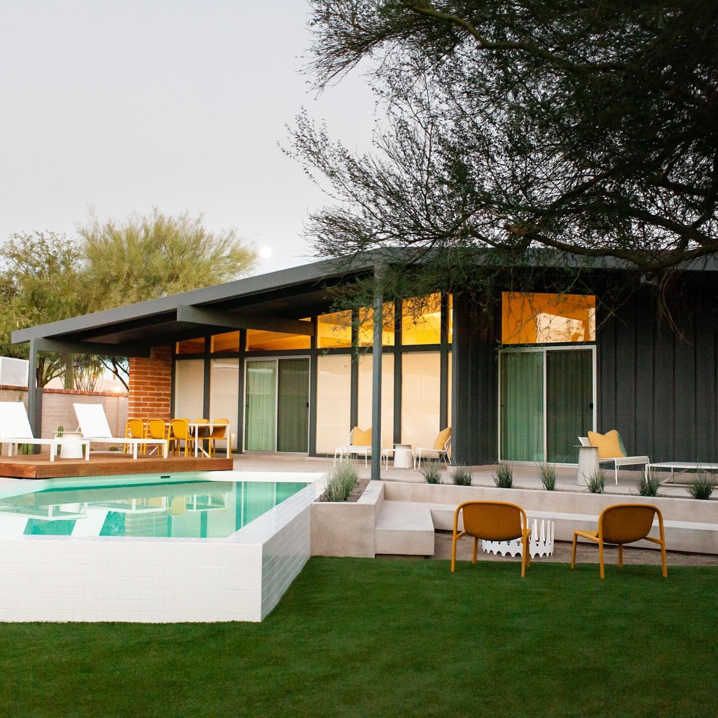 #projectbedfordplace is such an incredibly special Tucson home. These homeowners have gifted us the opportunity to be a part of this home&rsquo;s restoration over many years. This latest project included a remodel of the roof, the addition of a pool,