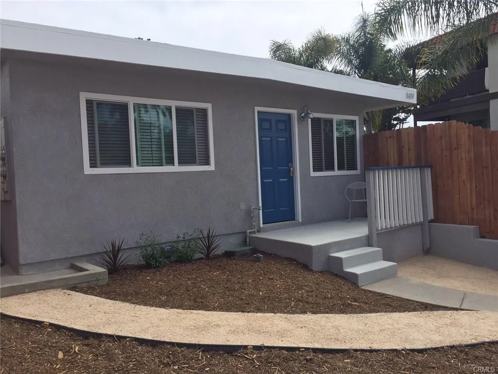 149 Avenida Algodon, San Clemente $1,295,000 4 Units | $333,750/unit | $83,400 GSI | 1951 SqFt | Built in 1974 | $663.76/sqft