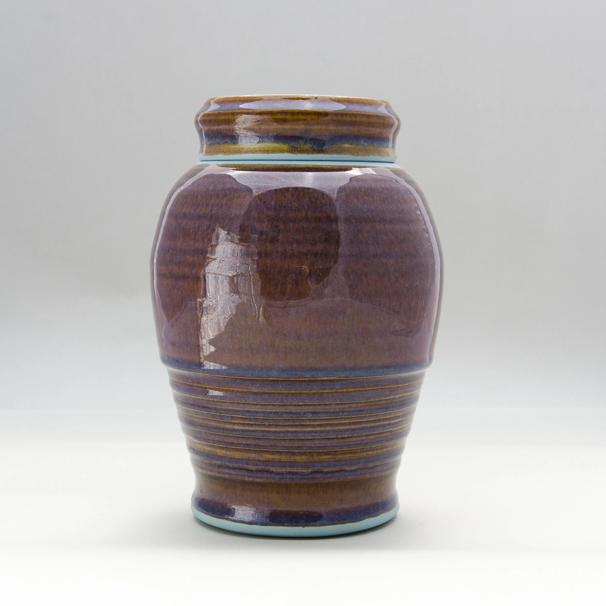 Urn | 31kg or 68lb pre-cremation | Nanarup